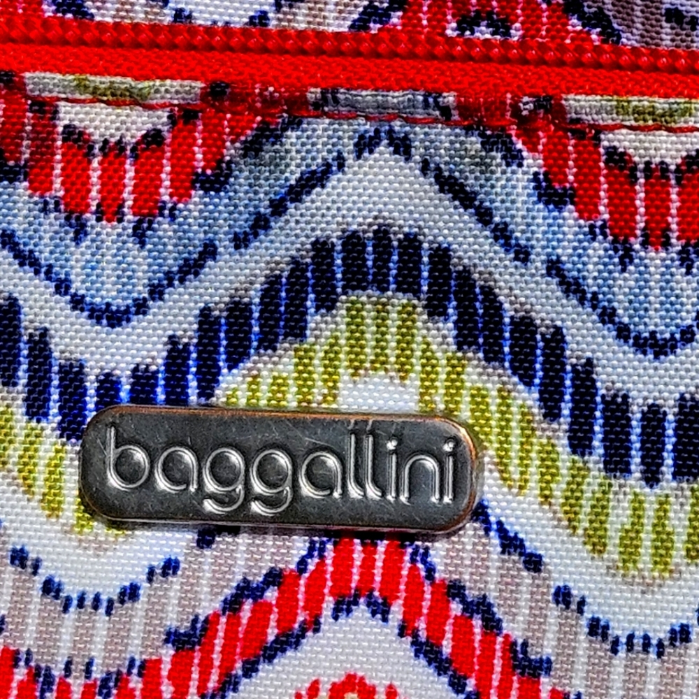 Baggallini Colorful Zigzag Patterned Crossbody Bag - image 4